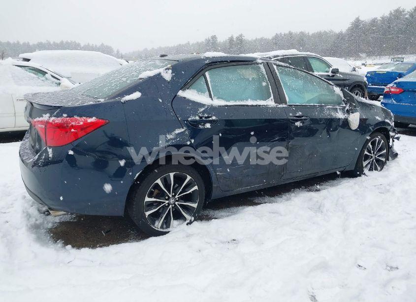 Photo 13 of 2018 Toyota Corolla L/LE/XLE/SE/XSE (VIN 2T1BURHE5JC055407)