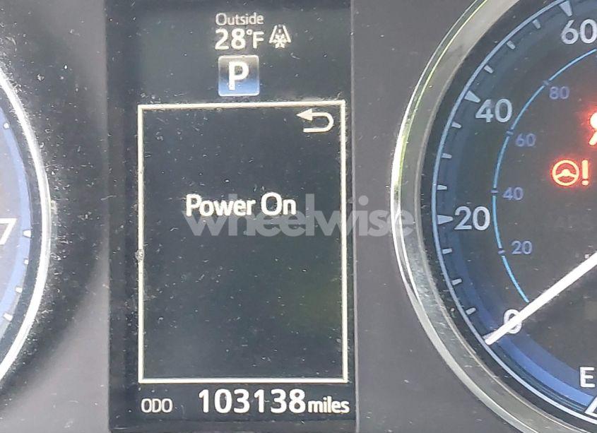 Photo 15 of 2018 Toyota Corolla L/LE/XLE/SE/XSE (VIN 2T1BURHE5JC055407)