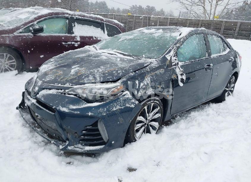 Photo 2 of 2018 Toyota Corolla L/LE/XLE/SE/XSE (VIN 2T1BURHE5JC055407)