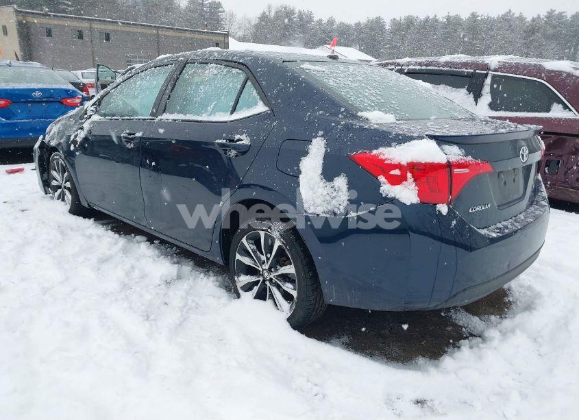 Photo 3 of 2018 Toyota Corolla L/LE/XLE/SE/XSE (VIN 2T1BURHE5JC055407)