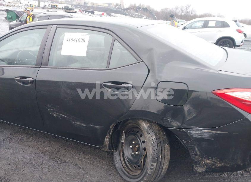 Photo 6 of 2018 Toyota Corolla LE (VIN 2T1BURHE5JC056055)