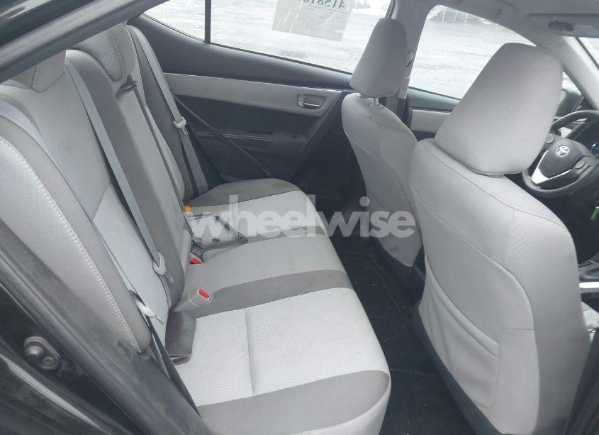 Photo 8 of 2018 Toyota Corolla LE (VIN 2T1BURHE5JC056055)