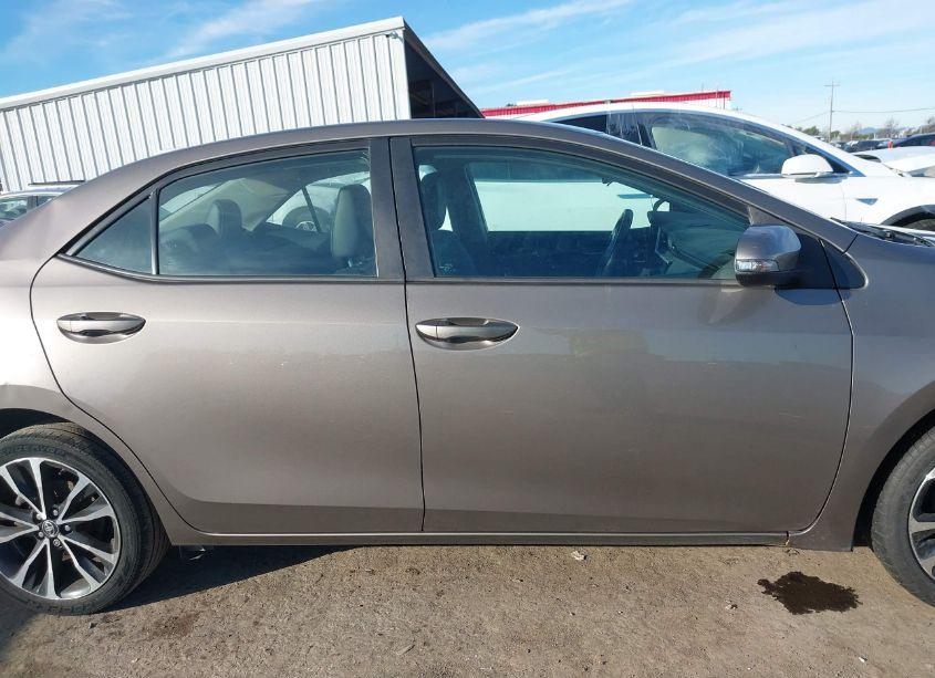 Photo 13 of 2018 Toyota Corolla L/LE/XLE/SE/XSE (VIN 2T1BURHE5JC075754)