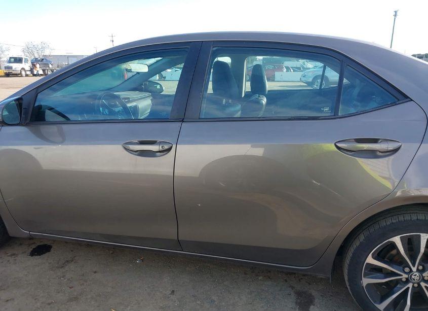 Photo 14 of 2018 Toyota Corolla L/LE/XLE/SE/XSE (VIN 2T1BURHE5JC075754)