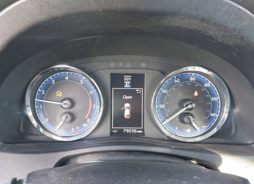 Photo 7 of 2018 Toyota Corolla L/LE/XLE/SE/XSE (VIN 2T1BURHE5JC075754)