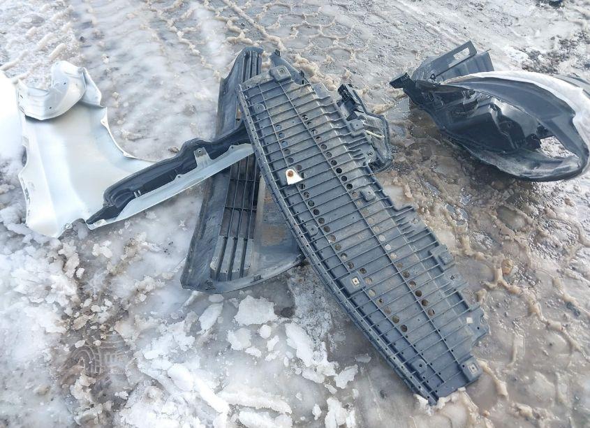 Photo 12 of 2018 Toyota Corolla LE (VIN 2T1BURHE5JC076354)