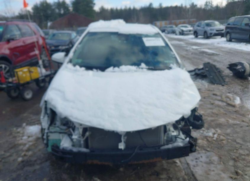 Photo 13 of 2018 Toyota Corolla LE (VIN 2T1BURHE5JC076354)