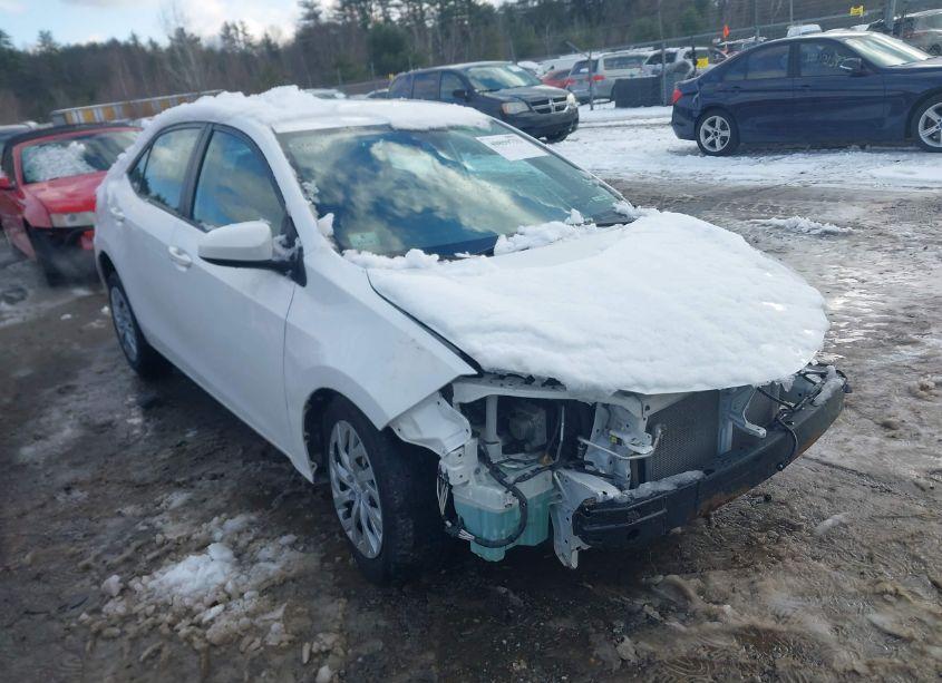 Photo 14 of 2018 Toyota Corolla LE (VIN 2T1BURHE5JC076354)