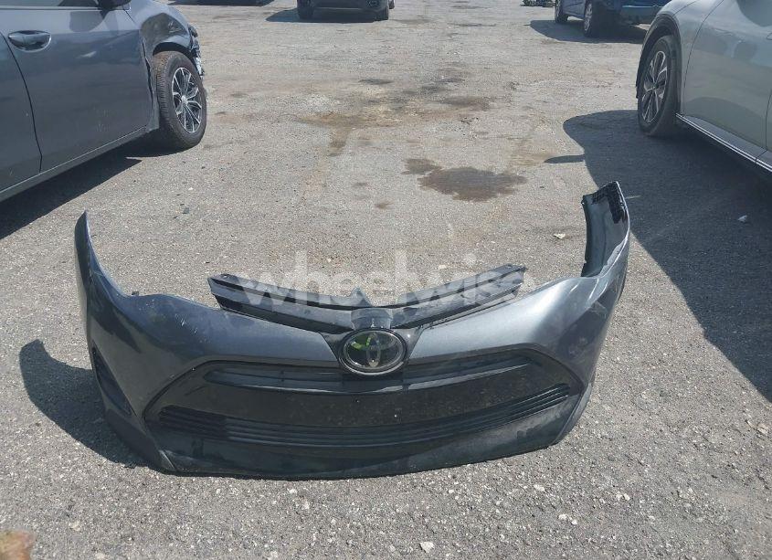 Photo 12 of 2018 Toyota Corolla LE (VIN 2T1BURHE5JC081201)