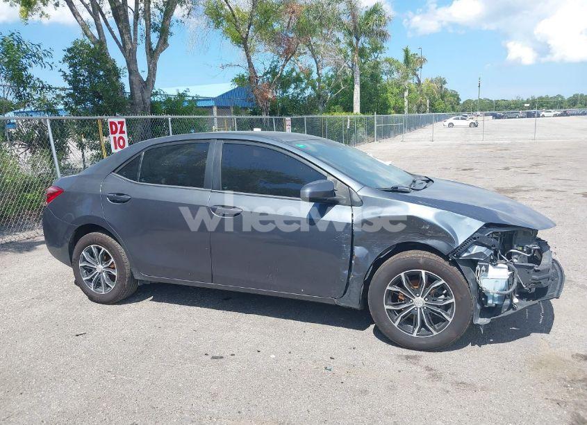 Photo 14 of 2018 Toyota Corolla LE (VIN 2T1BURHE5JC081201)