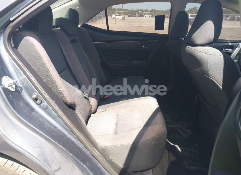 Photo 8 of 2018 Toyota Corolla LE (VIN 2T1BURHE5JC081201)