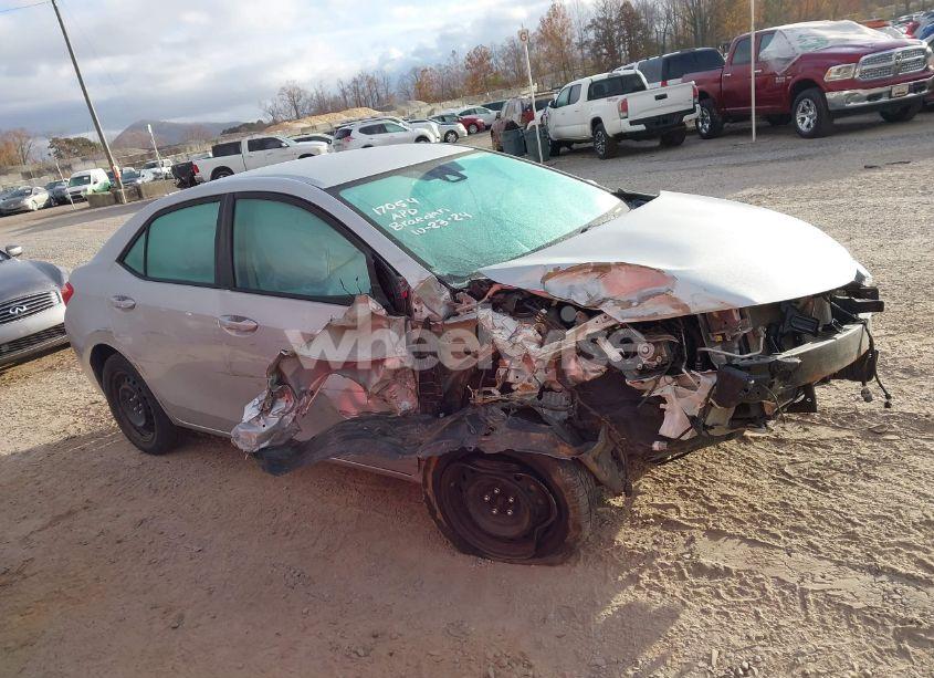 Photo 14 of 2018 Toyota Corolla LE (VIN 2T1BURHE5JC087757)