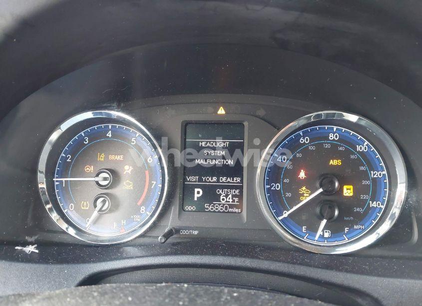 Photo 7 of 2018 Toyota Corolla LE (VIN 2T1BURHE5JC087757)