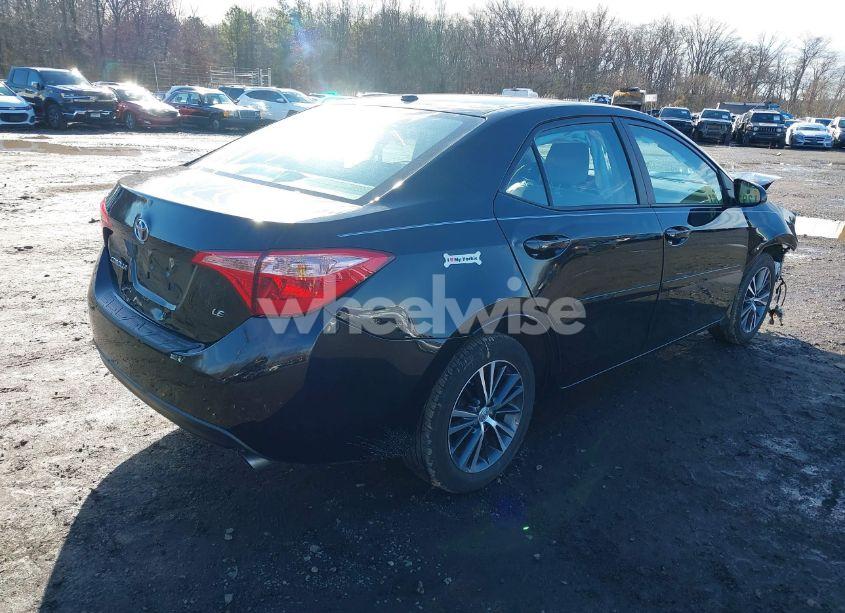 Photo 4 of 2018 Toyota Corolla L/LE/XLE/SE/XSE (VIN 2T1BURHE5JC100250)