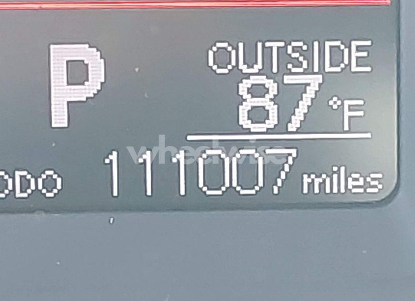 Photo 16 of 2018 Toyota Corolla LE (VIN 2T1BURHE5JC101432)