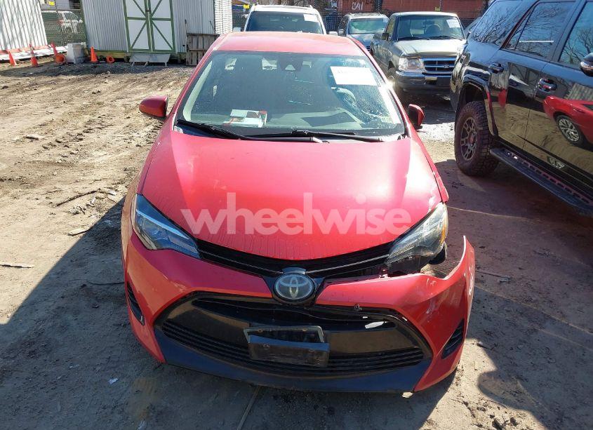 Photo 12 of 2018 Toyota Corolla LE (VIN 2T1BURHE5JC107361)