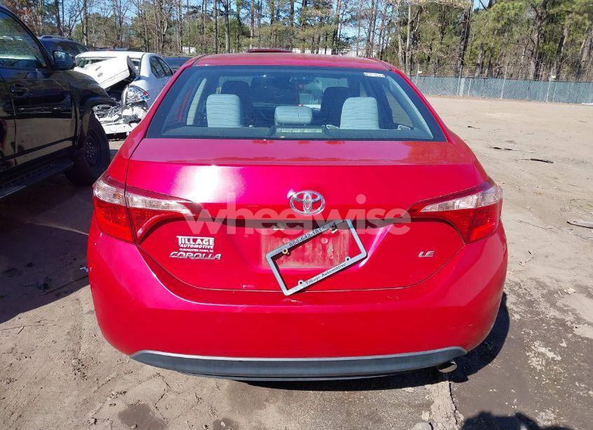 Photo 16 of 2018 Toyota Corolla LE (VIN 2T1BURHE5JC107361)
