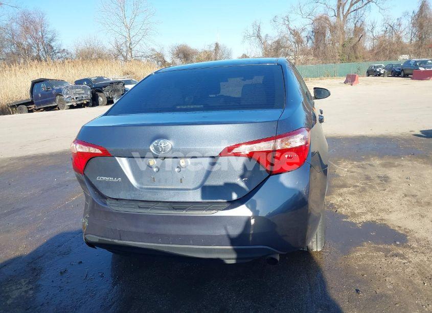 Photo 16 of 2018 Toyota Corolla LE (VIN 2T1BURHE5JC969463)