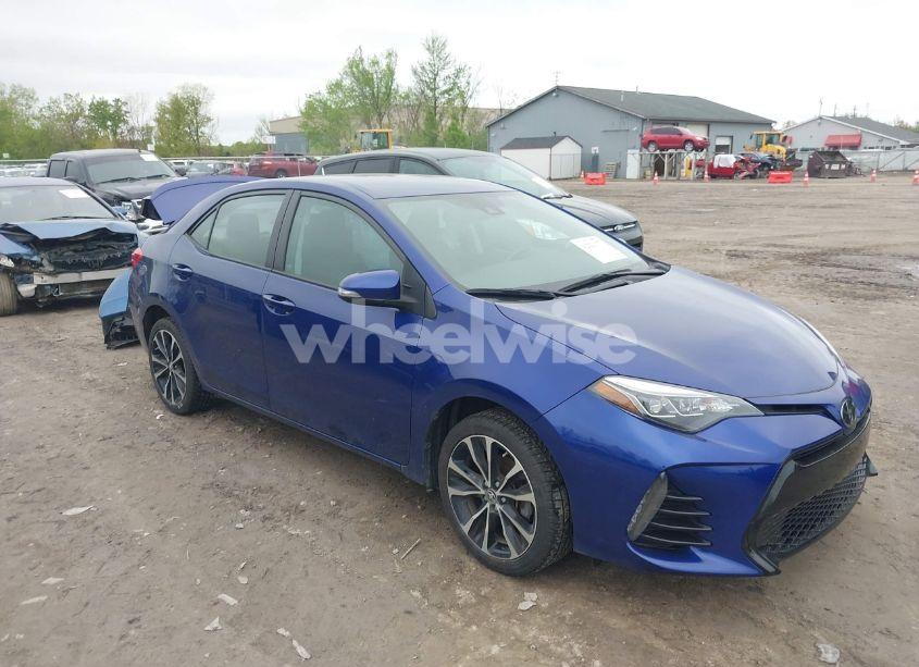 2018 Toyota Corolla SE (VIN 2T1BURHE5JC973402) main photo