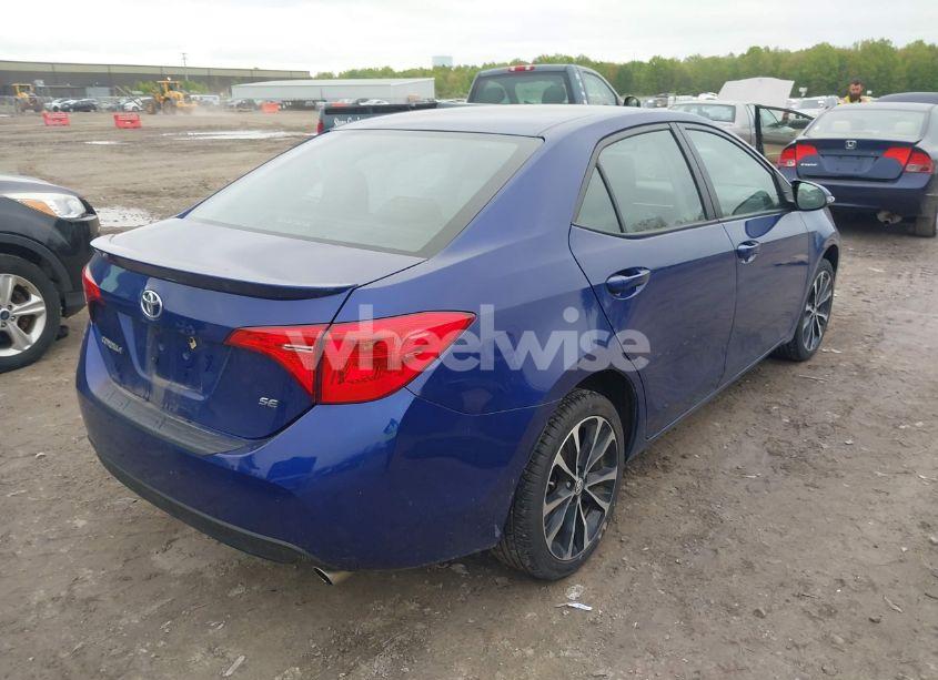 Photo 4 of 2018 Toyota Corolla SE (VIN 2T1BURHE5JC973402)