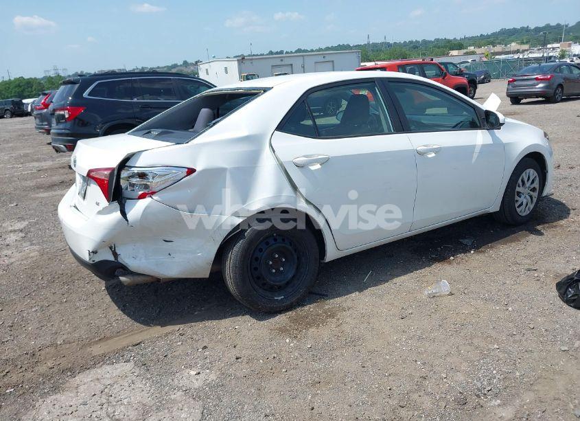 Photo 4 of 2018 Toyota Corolla LE (VIN 2T1BURHE5JC984867)