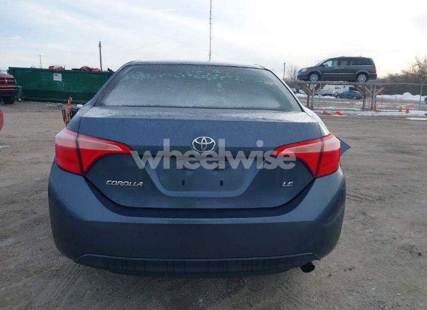 Photo 17 of 2019 Toyota Corolla LE (VIN 2T1BURHE5KC126459)