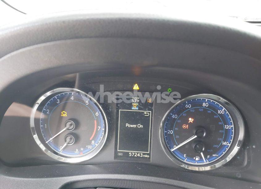 Photo 7 of 2019 Toyota Corolla XSE (VIN 2T1BURHE5KC126607)