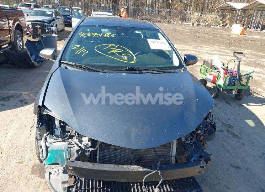 Photo 12 of 2019 Toyota Corolla LE (VIN 2T1BURHE5KC126901)