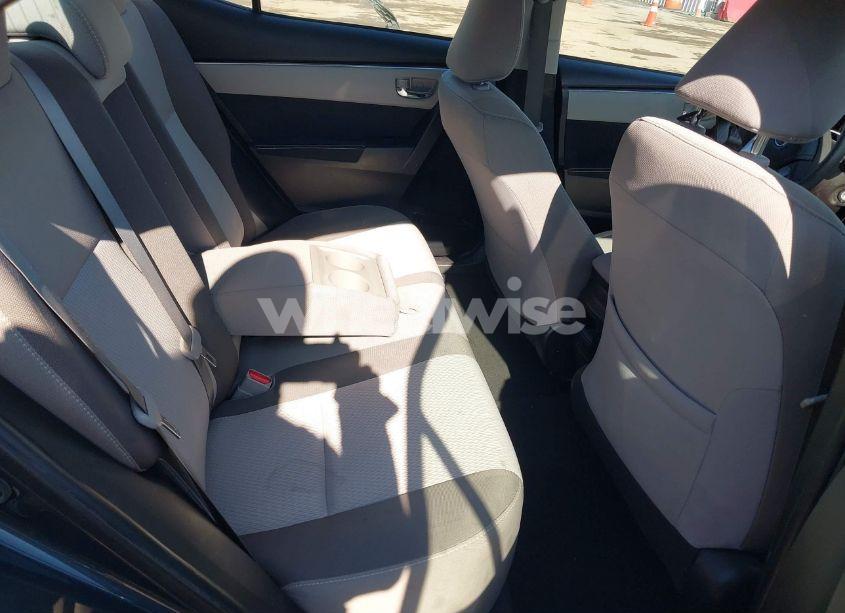 Photo 8 of 2019 Toyota Corolla LE (VIN 2T1BURHE5KC126901)