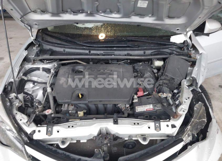 Photo 10 of 2019 Toyota Corolla SE (VIN 2T1BURHE5KC134917)