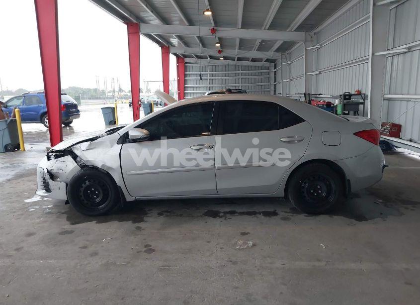 Photo 14 of 2019 Toyota Corolla SE (VIN 2T1BURHE5KC134917)