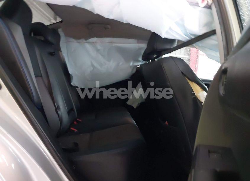 Photo 8 of 2019 Toyota Corolla SE (VIN 2T1BURHE5KC134917)