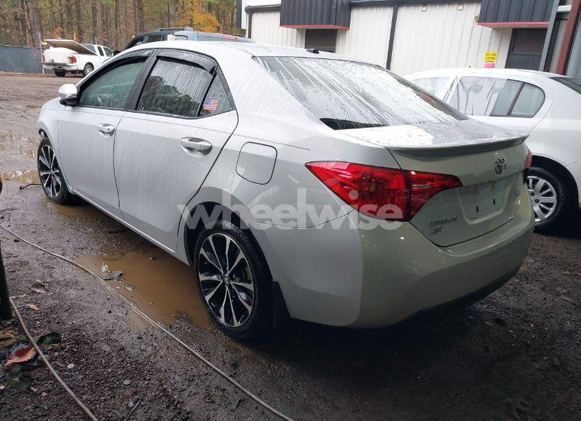 Photo 3 of 2019 Toyota Corolla XSE (VIN 2T1BURHE5KC141432)