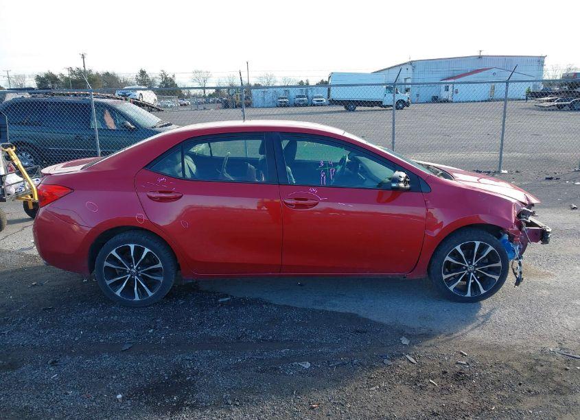 Photo 14 of 2019 Toyota Corolla SE (VIN 2T1BURHE5KC144122)