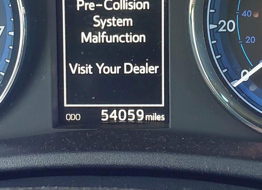 Photo 16 of 2019 Toyota Corolla SE (VIN 2T1BURHE5KC144122)