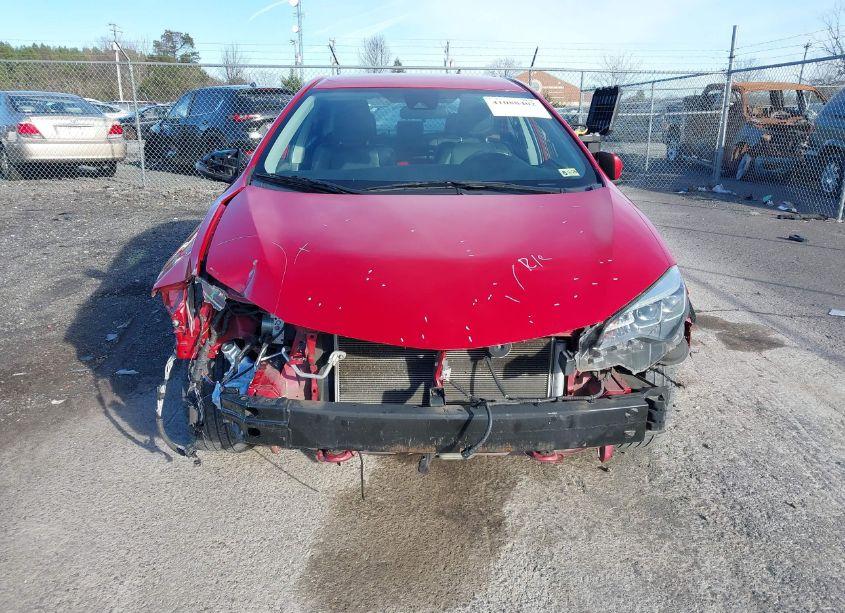 Photo 6 of 2019 Toyota Corolla SE (VIN 2T1BURHE5KC144122)