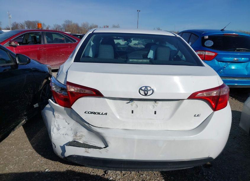 Photo 16 of 2019 Toyota Corolla LE (VIN 2T1BURHE5KC159140)