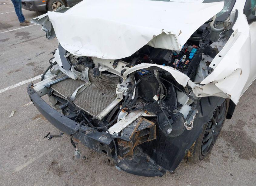 Photo 6 of 2019 Toyota Corolla LE (VIN 2T1BURHE5KC159140)