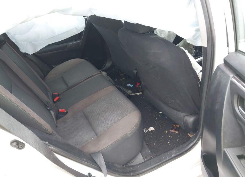 Photo 8 of 2019 Toyota Corolla LE (VIN 2T1BURHE5KC159140)