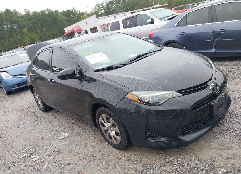 2019 Toyota Corolla L (VIN 2T1BURHE5KC162653) main photo