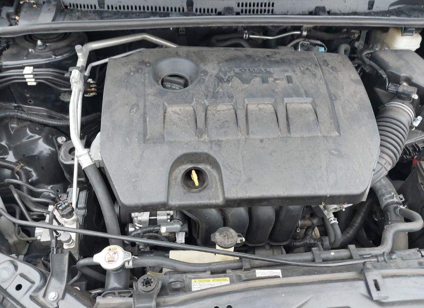 Photo 10 of 2019 Toyota Corolla L (VIN 2T1BURHE5KC162653)