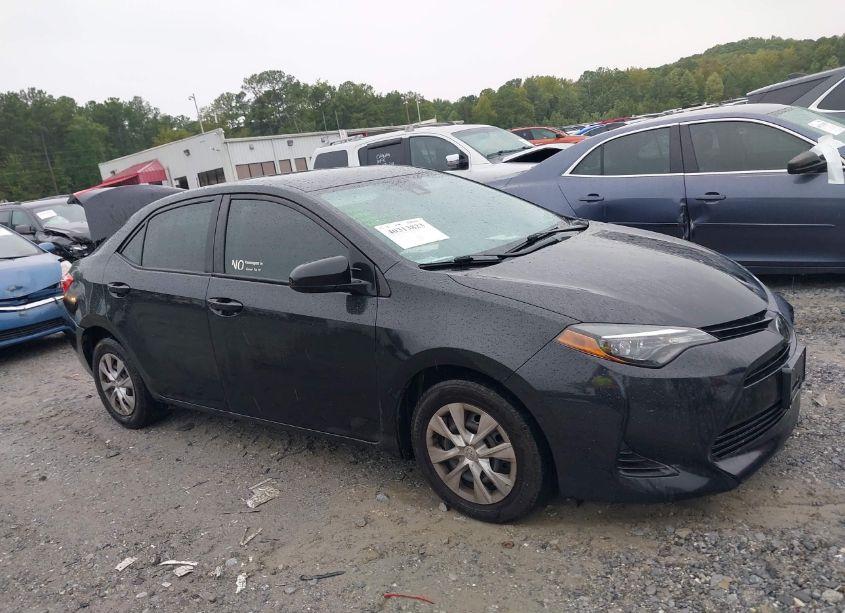Photo 13 of 2019 Toyota Corolla L (VIN 2T1BURHE5KC162653)