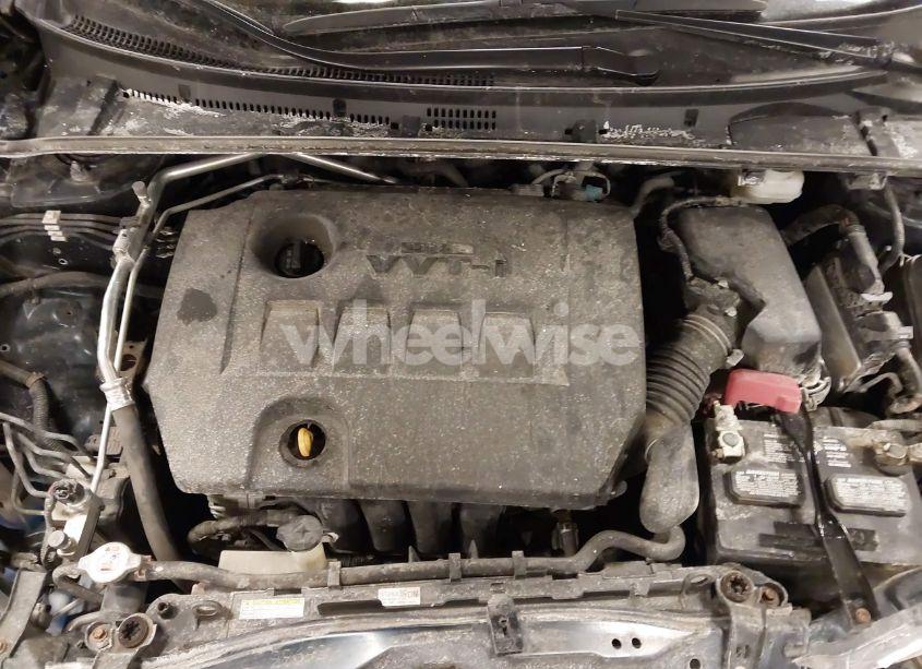 Photo 10 of 2019 Toyota Corolla LE (VIN 2T1BURHE5KC171515)