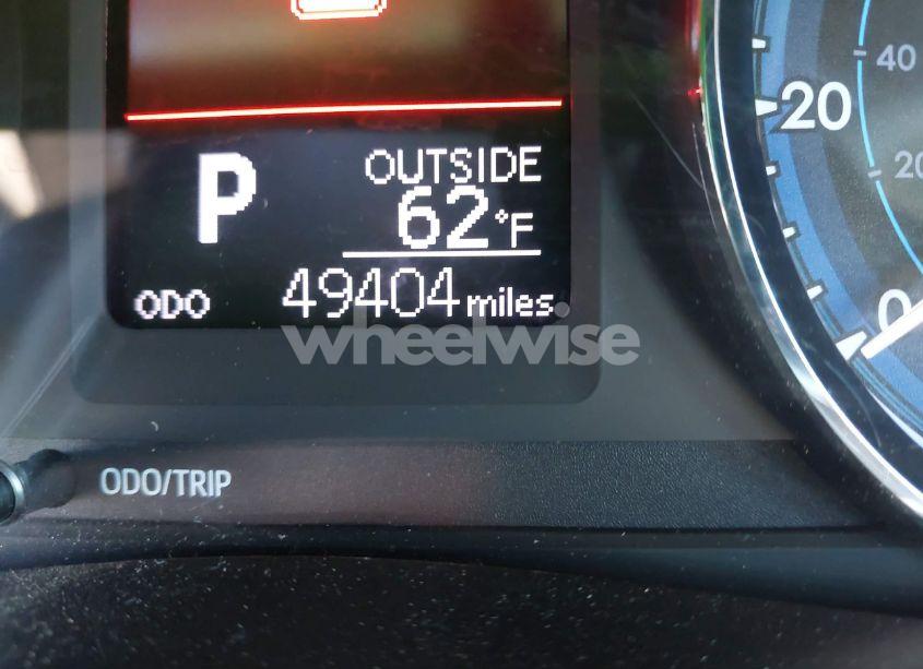 Photo 16 of 2019 Toyota Corolla LE (VIN 2T1BURHE5KC175774)