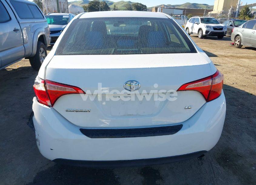 Photo 17 of 2019 Toyota Corolla LE (VIN 2T1BURHE5KC175774)