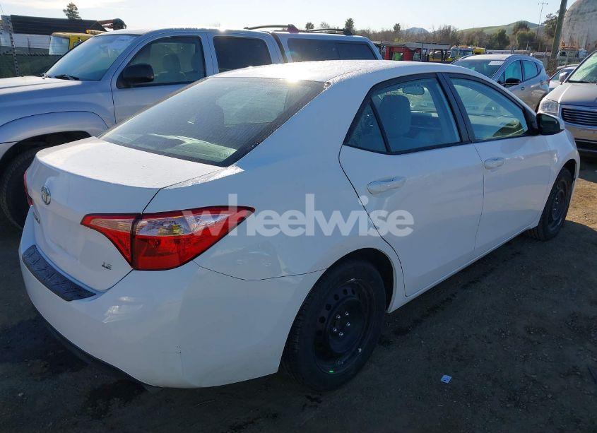Photo 4 of 2019 Toyota Corolla LE (VIN 2T1BURHE5KC175774)