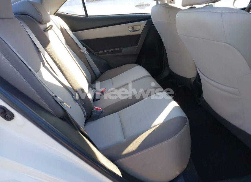 Photo 8 of 2019 Toyota Corolla LE (VIN 2T1BURHE5KC175774)