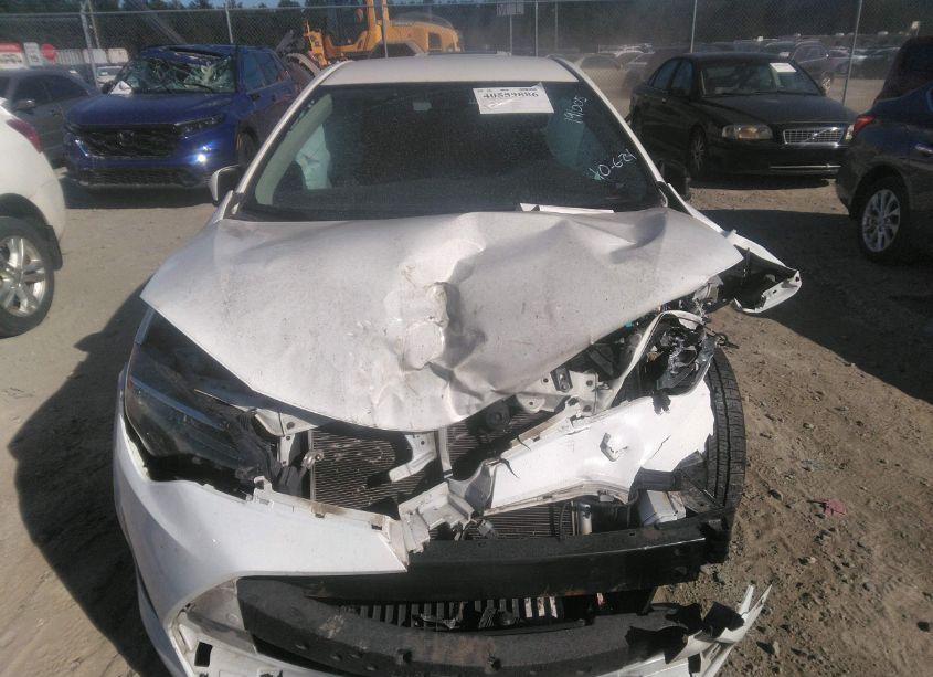 Photo 12 of 2019 Toyota Corolla LE (VIN 2T1BURHE5KC191005)