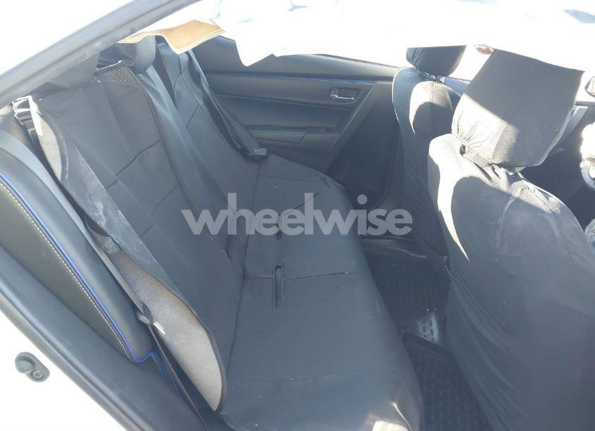 Photo 8 of 2019 Toyota Corolla SE (VIN 2T1BURHE5KC195944)