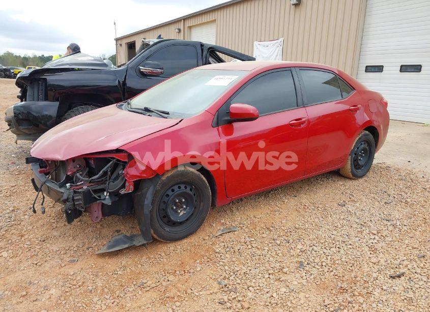 Photo 2 of 2019 Toyota Corolla LE (VIN 2T1BURHE5KC225668)